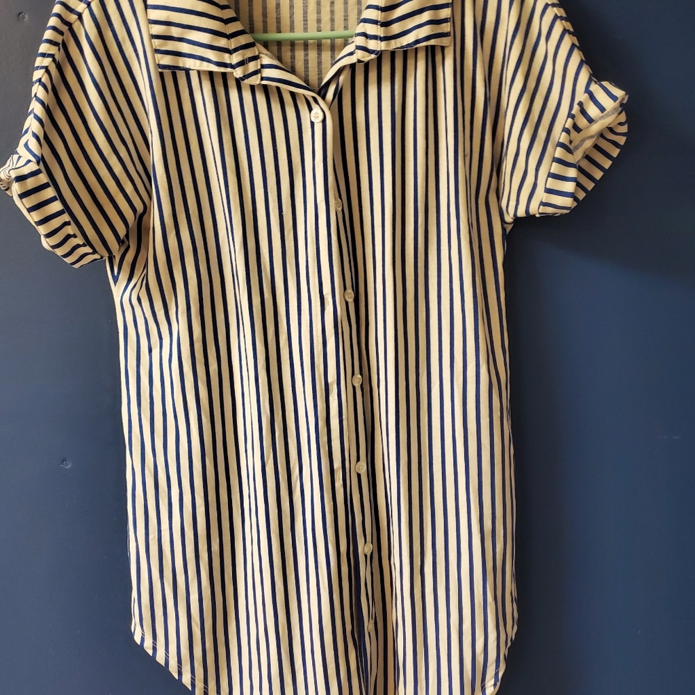 Ladies button up